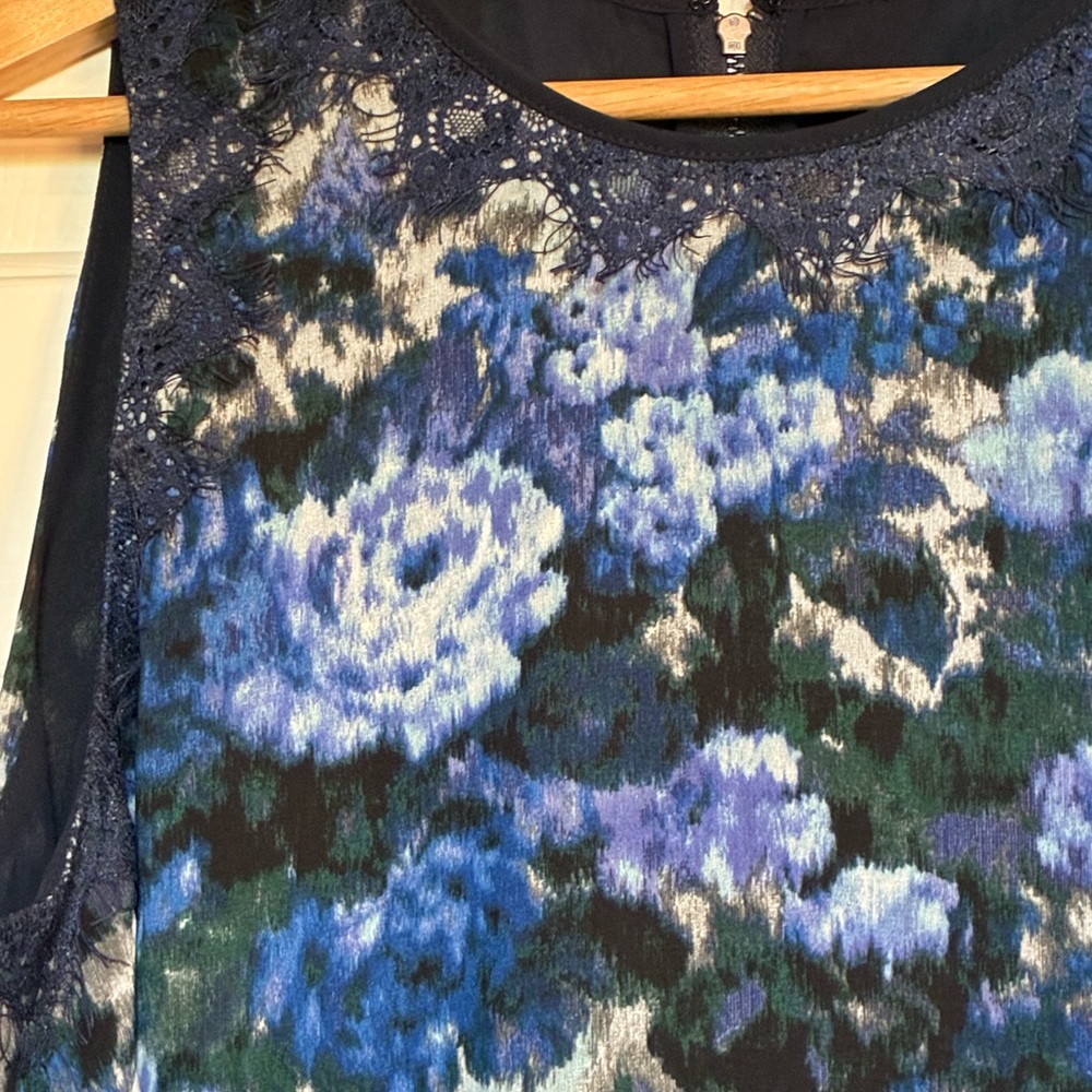 Adrianna Papell Blue and Black Floral Blouse With Black Lace Accents - Picture 2 of 7